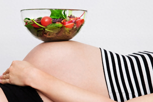  怀孕早期不能吃东西对胎儿有影响吗