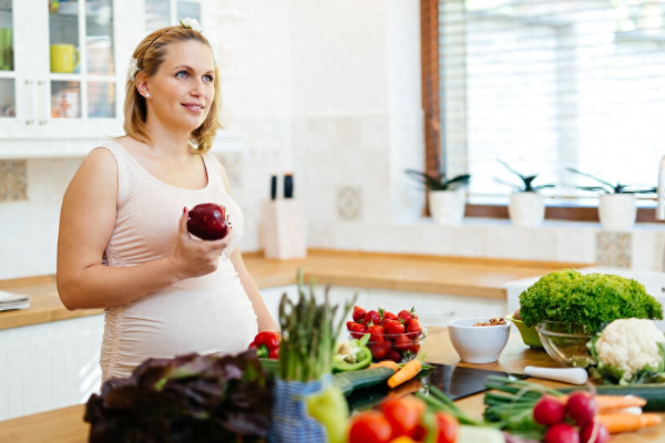 孕妇在怀孕期间吃高脂肪食物时应该注意什么