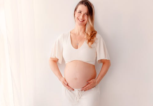  早孕查尿能查出来吗？会受到哪些因素的影响？