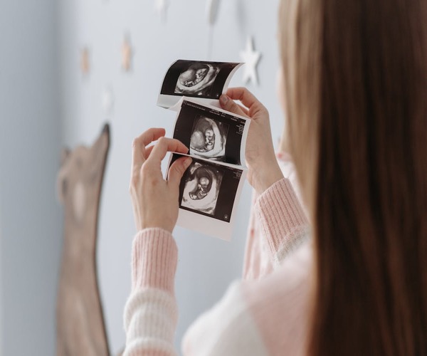  男性和女性在怀孕19周内的准确性是多少