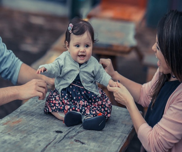  孕妇把脉是左手还是右手？孕妇把脉能看出什么？