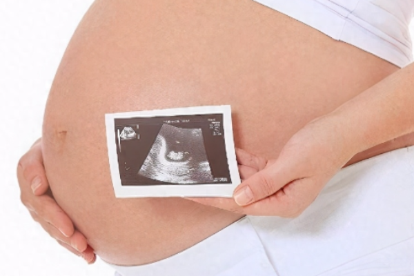  孕期做B超检查要空腹吗？孕期做B超检查还要做哪些准备？